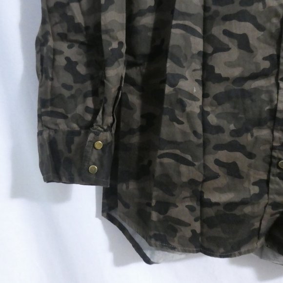 MAX | UK 14 EUR 40 | Camo / Camouflage Snap Button-Up Front Shirt | NWOT - Picture 10 of 16